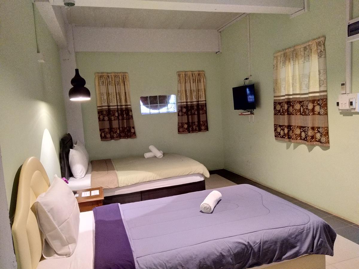 A Pousada I Na Seaview Rayong Exterior foto