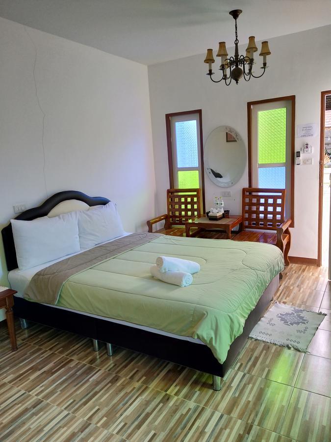 A Pousada I Na Seaview Rayong Exterior foto