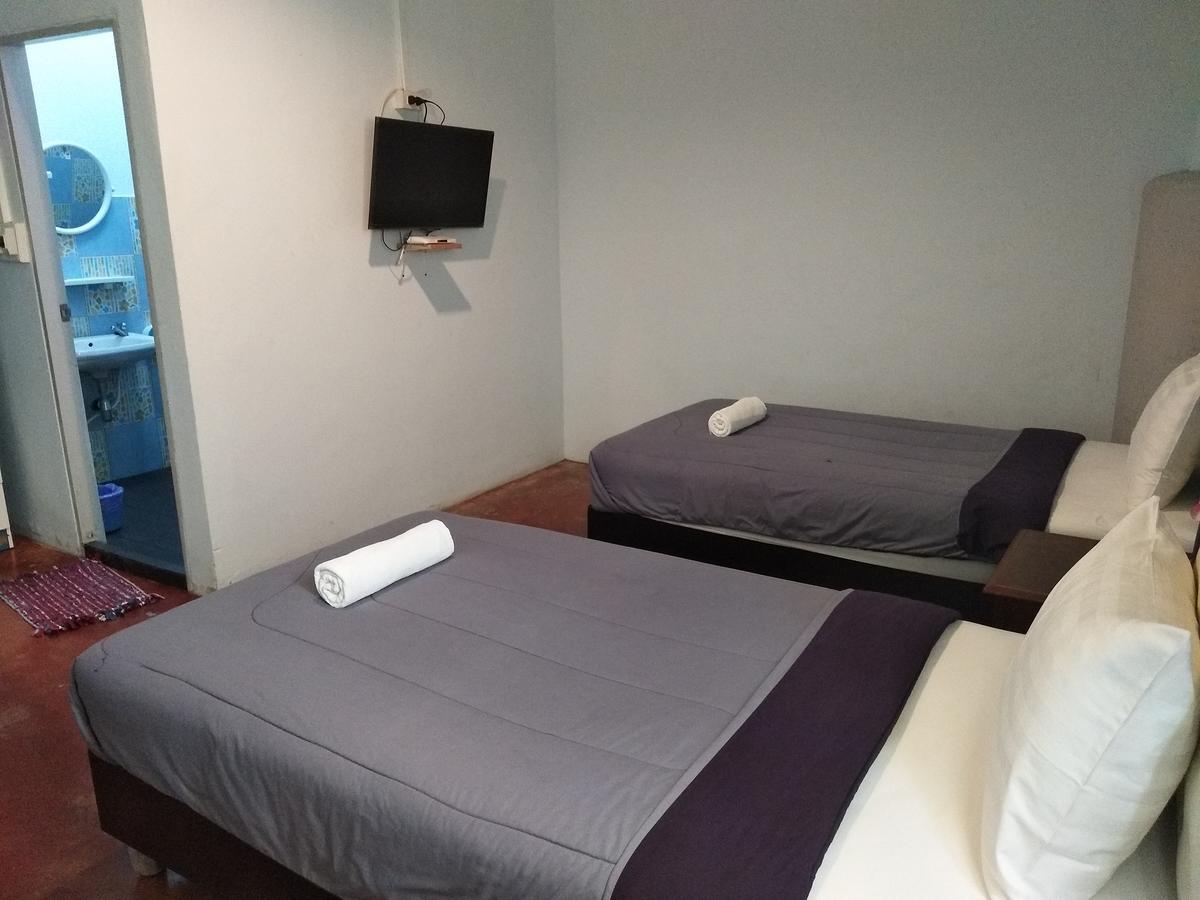 A Pousada I Na Seaview Rayong Exterior foto